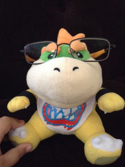 My junior with glasses Sml Junior, Bowser Pfp Mario, Sml Pfp, Bowser Jr Pfp, Sml Fan Art, Bowser Jr, Bowser Junior Pfp, Koopa Troopa Pfp, Mario Comics