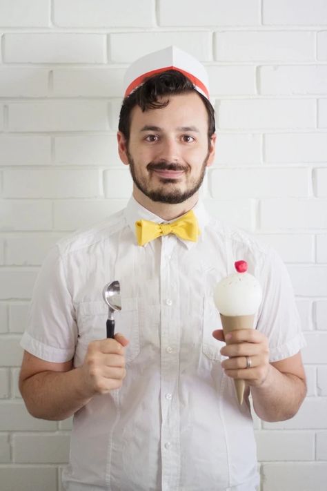 Costumes From Your Closet, Halloween Costume Ideas For Adults, Ice Cream Costume, Diy Soda, Soda Jerk, Diy Halloween Costume Ideas, Ice Cream Man, Diy Ice Cream, Diy Halloween Costumes Easy