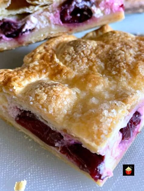 Cream Cheese Crescent Roll Dessert, Crescent Roll Bars, Cresent Roll Desserts, Crescent Dough Sheet Recipes, Crescent Roll Recipe, Crescent Roll Recipes Dessert, Crescent Roll Dessert, Cherry Cream Cheese, Crescent Roll Breakfast Recipes