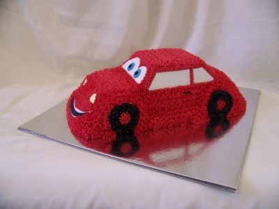 Red Car Cake, Red Buttercream, Cars Theme Cake, Fondant Cake Tutorial, Handbag Cakes, Easy Minecraft Cake, Cars Birthday Cake, Cars Cake, Fondant Bow