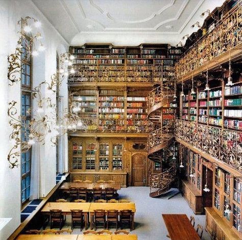 Oxford Law Library by from Christine Kysely Lots Of Books, Dream Library, Beautiful Library, Old Library, Home Libraries, Up House, Spiral Staircase, The Ceiling, Home Library