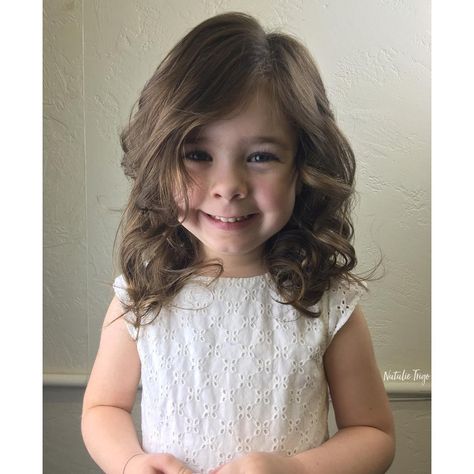 Girls Short Haircut Kids Shoulder Length, Hair Cut Girls Children, Girls Short Curly Haircuts Kids, Simple Girls Hairstyles, Children Haircuts, Girls Haircuts With Layers, Hairstyles For Graduation, Kids Girl Haircuts, Raising Wildflowers