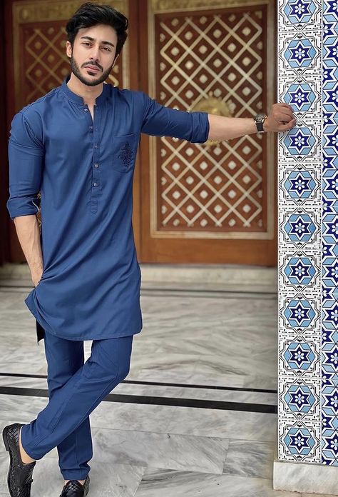 Modern Islamic Clothing, Kurta Designs Men's, Tunic Outfit, Gents Kurta Design, Gents Kurta, Kurta Men, Mens Kurta Designs, Kurta Style, Mens Kurta