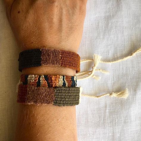 Woven Jewellery, Friendship Band, Loom Band, Macrame Knots Pattern, Earthy Style, Bohemian Jewellery, Diy Weaving, Fiber Jewelry, Woven Bracelet