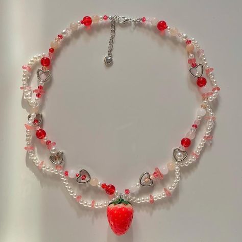 Strawberry Jewelry Diy, Strawberry Choker, Strawberry Beaded Necklace, Strawberry Beads Necklace, Fairy Core Beaded Necklace, Fairycore Beaded Necklace, Strawberry Necklace, Cottagecore Jewelry, Y2k Necklace