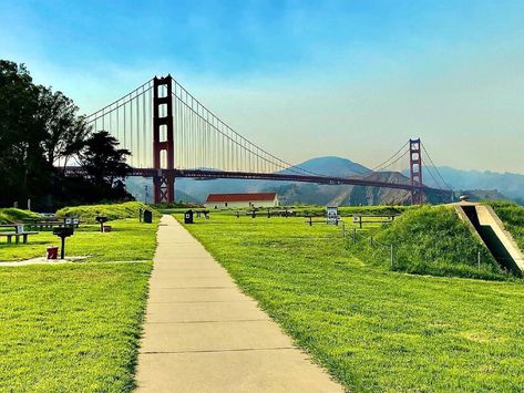 12 Perfect Picnic Spots in San Francisco San Francisco With Kids, San Francisco Tours, San Francisco Vacation, To Do In San Francisco, Picnic Spot, Perfect Picnic, A Picnic, Picnic Area, Tourist Destinations