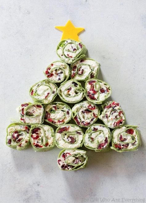 Trees belong at the table for the holidays -- as appetizers, lunch, side dish and dessert! Tree-shaped food is easy and fun for festive gatherings: Cranberry Feta Pinwheel Tree Christmas Lunch Easy, Easiest Appetizers, Holiday Appetizers Christmas, Best Holiday Appetizers, Christmas Tree Food, Holiday Lunch, The Girl Who Ate Everything, Holiday Appetizers Recipes, Holiday Appetizer