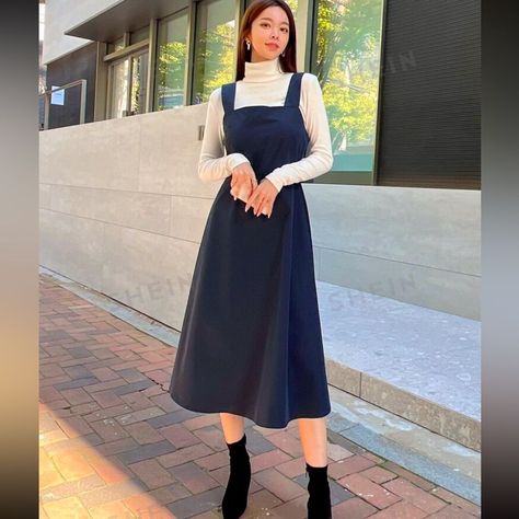 Cami Dress Outfit Layering, Navy Blue Dress Outfit, Blue Pinafore Dress, Pinafore Dress Outfit, Korean Clothing Brands, Shirt Under Dress, Sleeveless Dress Outfit, College Dress, Blue Dress Outfits