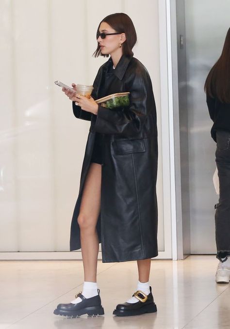 Haley Bieber Style, Hailey Baldwin Outfits, Haley Bieber, Hailey Bieber Street Style, Hailey Bieber Outfits, Hailey Rhode, Hailey Baldwin Style, Daily Outfit Inspiration, Model Looks