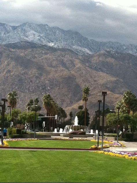 Another view of the exit at the Palm Springs Airport, and snow on San Jacinto Mountain Palm Springs Houses, San Jacinto Mountains, Palm Springs House, Palm Springs California, Spring Vacation, San Jacinto, Coachella Valley, Spring Beauty, Laguna Beach