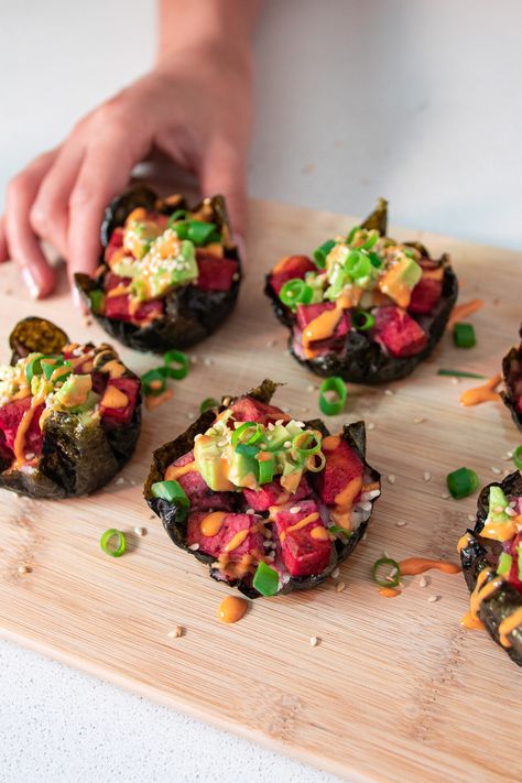 Spice up your sushi game with these irresistible Spicy Tofu Sushi Muffins! These savory muffins are packed with flavorful tofu, making them a unique and delicious snack option. Sushi Bake Bites, Tofu Muffins, Salmon Muffins, Sushi Muffins, Tofu Salmon, Salmon Tofu, Tofu Sushi, Sushi Bake, Salmon Marinade