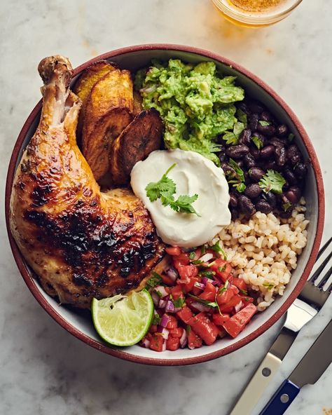 Jerk Chicken And Rice, Jerk Chicken Recipe, Jamaican Jerk Chicken, Chicken Rice Bowls, Ripe Plantain, Rice Bowls Recipes, Poached Chicken, Chicken Breast Recipes Healthy, Chicken Bowl