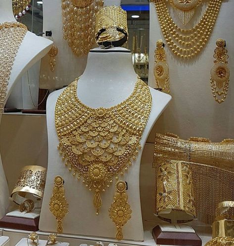 dubai gold jewelry #dubaigoldjewelry #dubaigold #goldjewelry # jewelrydesigns Nigerian Jewelry, Angry God, Rajasthani Jewellery, Gold Souk, Dubai Gold Jewelry, Wedding Jewelry Sets Bridal Jewellery, Dubai Airport, Gold Bridal Necklace, Bridal Design