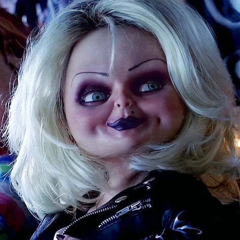 Bride Of Chucky Icon, Tiffany Valentine Bride Of Chucky, Bride Of Chucky Aesthetic Wallpaper, Bride Of Chucky Aesthetic, Chucky Images, Chucky And His Bride, Bride Of Chucky Tiffany, Chucky Face, Diamond Chains For Men