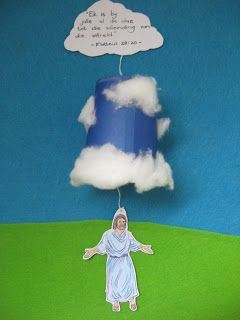 Ascension Day Craft idea from Joyful Mama's Place - pull the verse-cloud so that the string pulls Jesus up into the cloud (in a paper cup) Ascension Craft, Ascension Day, Jesus Crafts, Godly Play, Preschool Alphabet, Bible Story Crafts, Catholic Crafts, Sunday School Crafts For Kids, Bible School Crafts