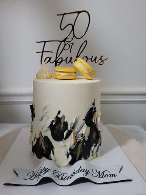 Black And Yellow Cake For Men, White Cake With Black And Gold, White Black And Gold Cake Ideas For Men, White And Gold Birthday Cake For Men, Black And Silver Theme Cake, White Cake Design For Men, White Cake With Black And Gold Accents, 50th Cake Toppers, Black Silver And Gold Cake