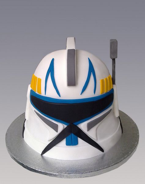 Clone Trooper Mask Cake by Gellyscakes, via Flickr Groom's cake idea Lego Star Wars Cake, Star Wars Birthday Cake, Lego Birthday Cake, Star Wars Cake, Star Wars Birthday, Clone Trooper, Childrens Birthday Cakes, Star Wars Party, Boy Birthday Cake