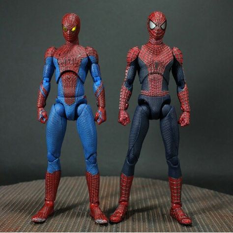 Mafex Spiderman, Bong Revilla, Spiderman Merchandise, Spider Man Action Figure Poses, Hot Toys Spiderman, Mafex Action Figures, Superhero Toys Action Figures, The Amazing Spiderman, Spiderman 1