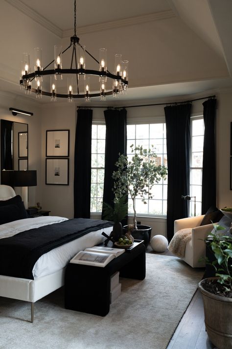 My favorite ways to CREATE a Cozy & Elegant Bedroom… Bright And Airy Bedroom, Parisian Bedroom Decor, Black And White Bedroom, Black Bedroom Decor, Airy Bedroom, Bedroom Color Combination, Winter Bedroom, Council House, Bedrooms Decor