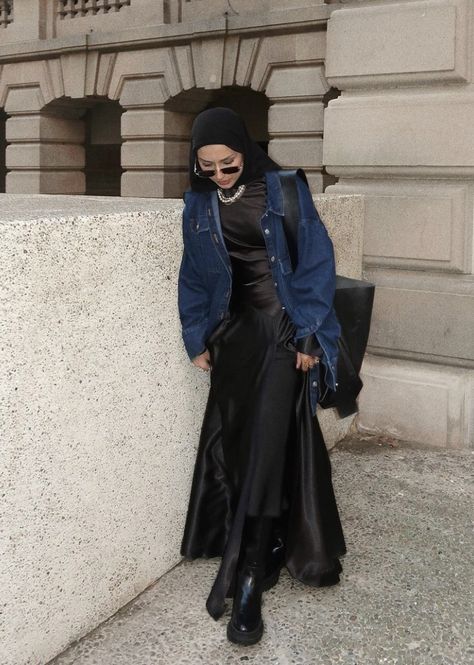 Street Wear Hijab, Jasmine Outfit, Modest Muslim Fashion, Hijabi Outfit, Modern Hijab Fashion, Muslim Outfits Casual, Hijabi Fashion Casual, Modest Fits, Hijabi Style