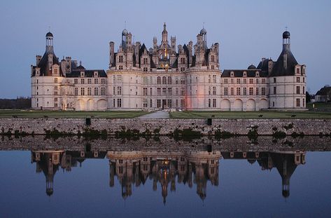 Chateau de Chambord  It is the largest castle in the Loire Valley, France,  but was built to serve only as a hunting lodge for King François I, who maintained his royal residences at Château de Blois and at Château d’Amboise. The original design of the Château de Chambord is attributed, though with several doubts, to Domenico da Cortona, whose wooden model for the design survived long enough to be drawn by André Félibien in the seventeenth century. Chambord Castle, Vila Medieval, Castle France, Castles France, Old Castle, Castle Aesthetic, Famous Castles, French Castles, Chateau France