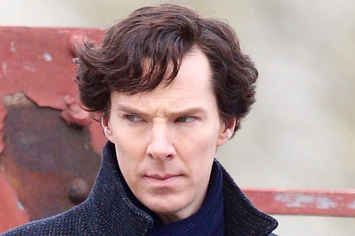 Benedict Cumberbatch Is Filming “Sherlock” Again And He Looks Damn Good Furrowed Brow, Benedict Cumberbatch Sherlock, Benedict Cumberbatch, Sherlock Holmes, Looking Up, Movie Tv, Couch, Entertainment, Film