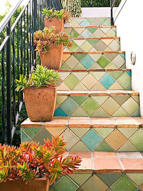 Add personality and style to your outdoor staircase! More outdoor decorating projects: http://www.bhg.com/home-improvement/porch/outdoor-rooms/outdoor-decorating-projects/?socsrc=bhgpin081413steps=16 Mexican Houses, Tiled Stairs, Outdoor Staircase, Patio Refresh, Dream Patio, Amazing Houses, Tile Stairs, Outdoor Steps, Hemma Diy