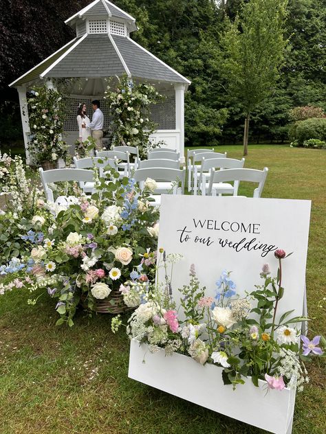 Wedding flower box welcome sign| White with black hand-lettering and calligraphy | Signed By Charlotte | A2 size Flower Box Wedding Sign, Flower Box Welcome Sign, Champagne Wedding Colors, Welcome Flowers, Wedding Welcome Board, Bridal Shower Inspo, Wedding Letters, Wedding 2024, Ceremony Decor