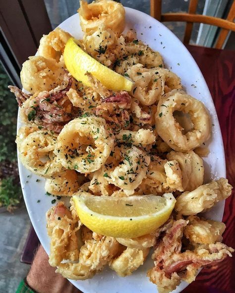 Seafood Mix Pasta, Greek Calamari, Pasta Greek Yogurt, Seafood Diet, Seafood Mix, Seafood Boil Recipes, Fried Calamari, Seafood Dinner, Calamari