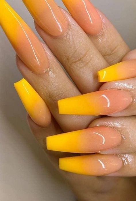 Acrylic Nails Yellow, Polish Fashion, Pretty Fingers, Ombre Acrylic, Ombre Nail Art Designs, Yellow Nail Art, Yellow Nails Design, Yellow Nail, Summer Acrylic