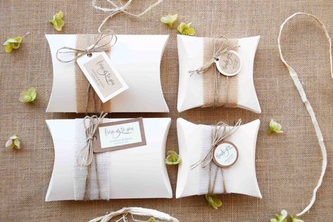 Rustic Party Favors, Ivory Pillow, Pillow Boxes, Rustic Party, Rustic Wedding Favors, Custom Favor, Burlap Pillows, Party Favor Boxes, Wedding Favor Boxes