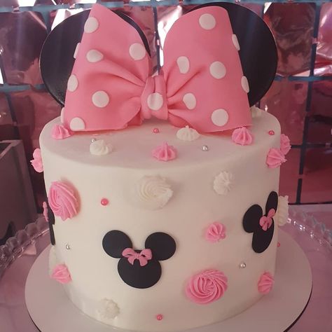 #minniemouse Mini Mouse 2nd Birthday Cake, Oh Twodooles Birthday Cake, Minnie Mouse Cake 1 Tier, Minnie Mouse Twodles Birthday Cake, Minnie 1st Birthday Cake, Minnie Mouse Smash Cake 2nd Birthday, Minnie Mouse Birthday Sheet Cake, Minnie Mouse Themed Cake, Mine Mouse Birthday Cake