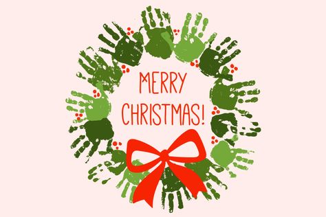 Christmas Handprint Canvas Ideas, Toddler Painting Ideas Christmas, Kids Canvas Art Ideas Christmas, Preschool Handprint Christmas Crafts, Christmas Cube Decorations, Nanny Tips, Handprint Christmas Cards, School Christmas Gifts, 4h Projects