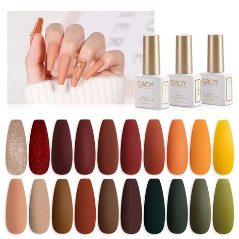 Create endless possibilies with these bold and sexy fall nail colors. Matte Nail Colors, Elegant Manicure, Nail Polish Kit, Matte Top Coat, Fall Gel Nails, Nail Colors Winter, Gel Nails Diy, Gel Nail Kit, Uv Gel Nail Polish