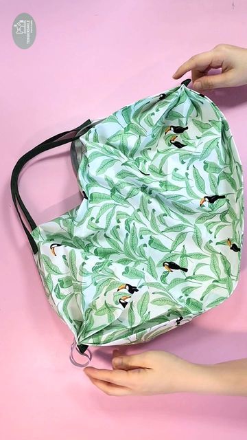 Tendersmile Handmade, Diy Grocery Bags, Homemade Bags, Foldable Shopping Bag, Bag With Zipper, Sewing Tips, Market Bag, Diy Bag, Grocery Bag