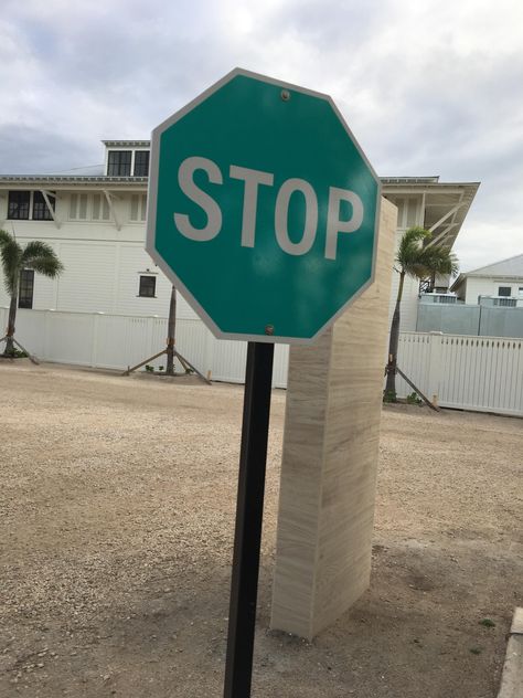 a green stop sign Green Stop Sign, Stop Sign, Funny Jokes For Adults, Reaction Pics, Reaction Pictures, Highway Signs, Funny Jokes, Give It To Me, Humor