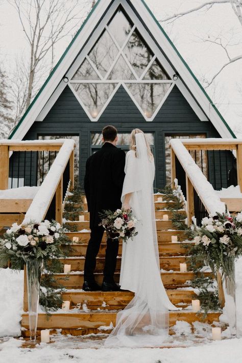 Muskoka Elopement, Canadian Elopement, November Elopement, Ontario Elopement, Elopment Ideas, Cabin Elopement, Frame Cottage, Muskoka Wedding, Winter Wedding Gowns