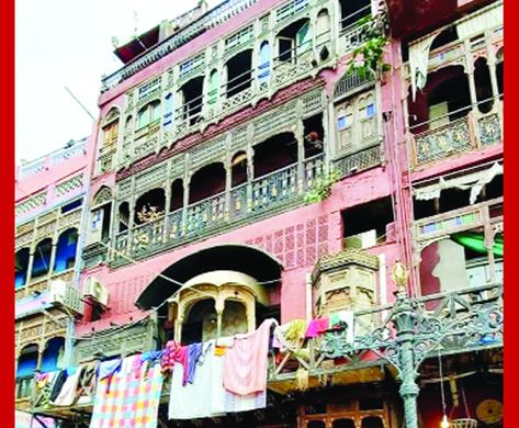 Lahore’s Heera Mandi From Royal Neighbourhood to Red Light area - Daily Excelsiorsearchsearch Heera Mandi, Red Light Area, Indian Courts, Delhi Sultanate, Sanjay Leela Bhansali, Mughal Empire, Red Light District, North India, Traditional Dance