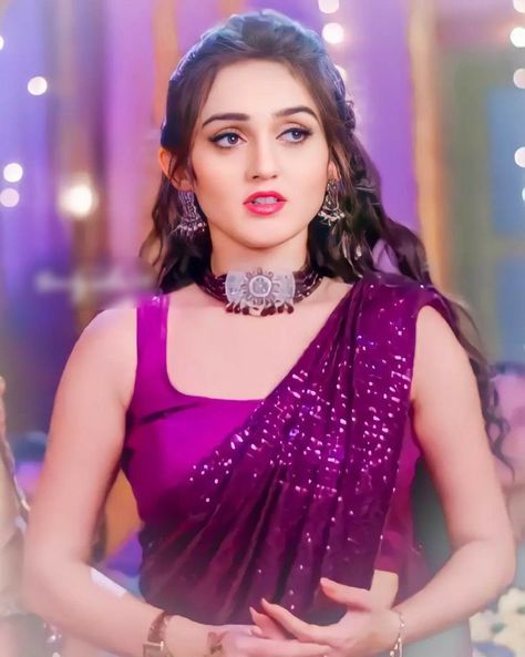 Tanya Sharma, Celebrity Makeup Looks, Beautiful Casual Dresses, Indian Fashion Saree, Elegant Saree, Wedding Hairstyle, Stylish Sarees, Girls Dpz, Indian Beauty Saree