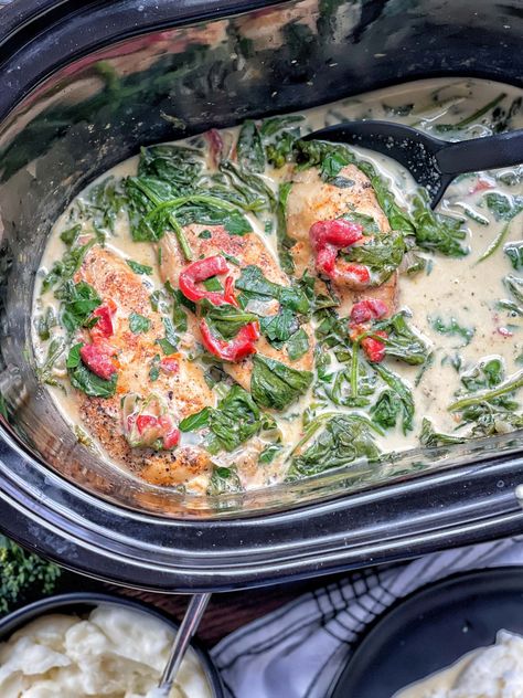 Weeknight Slow Cooker Meals, Ww Oatmeal, Florentine Chicken, Sweet Savory And Steph, Baked Broccoli, Slow Cooker Meal, Slow Cooker Teriyaki Chicken, Slow Cooker Teriyaki, Chicken Florentine