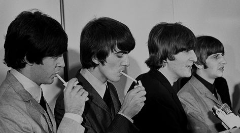 soundsofmyuniverse Beatles Banner, Richard Starkey, Beatles Pictures, Strawberry Fields Forever, Paul George, British Boys, The Fab Four, Yellow Submarine, Ringo Starr