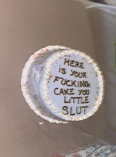 Funny 20th Bday Cake, Pinterest Cake Funny, Gen Z Birthday Cakes, What To Write On A Cake Funny, Cakes With Words Funny, Bday Cake Quotes, Lost Your Virginity Cake, Funny Bday Cake Messages, Funny Mom Birthday Cake