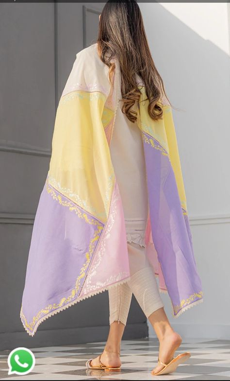 Dupatta Designs Ideas, Shaded Dupatta, Style Outfits Summer, Summer Vibes Aesthetic, Aesthetic Summer Outfits, Designer Aesthetic, Pakistani Fashion Casual, Trendy Shirt Designs, Casual Indian Fashion