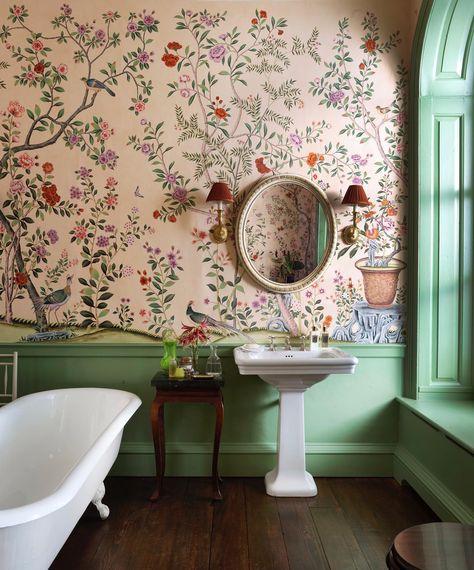 Fabric Covered Walls Bedroom, Modern Chinoiserie Wallpaper, Blue Chinoiserie Wallpaper, Chinoiserie Room, Modern Chinoiserie, Houghton Hall, Pink Floral Wallpaper, Chinoiserie Design, Famous Houses