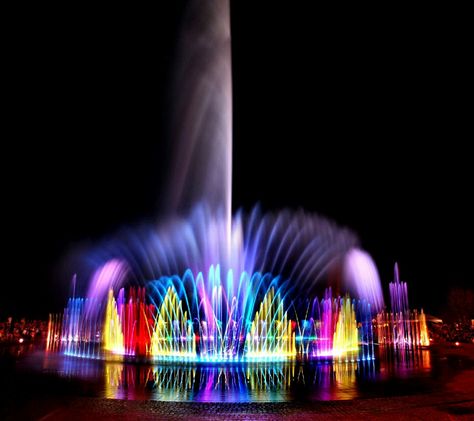 Dubai New Years Eve, Carnival Lights, Water Fountain Design, New Years Eve Fireworks, شرم الشيخ, Fountain Lights, Fountain Design, Waterfall Fountain, Two Rivers