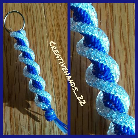 Plastic Lanyard Patterns, Boondoggle Instructions, Gimp Keychain Patterns, Scoubidou Tutorial, Lace Keychains, How To Start A Boondoggle Keychain, Scooby Strings, Gimp Keychain, Lanyard Patterns