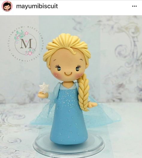 Frozen Party Cake, Frozen Fondant, Fondant Girl, Elsa Cake Frozen, Fondant Cake Tutorial, Cake Frozen, Anna Cake, Elsa Cake, Bolo Frozen