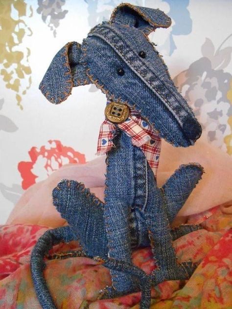 Återvinna Jeans, Artisanats Denim, Jean Diy, Denim Crafts Diy, Blue Jeans Crafts, Denim Art, Sewing Stuffed Animals, Jean Crafts, Recycled Jeans