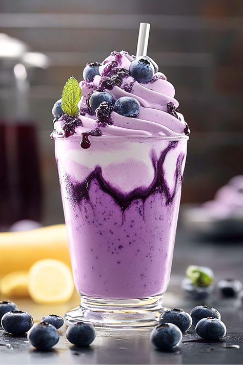 Blueberry Earl Grey Tea Shake - A Sweet and Fruity Delight! Blueberry Earl Grey, Green Tea With Milk, Blueberry Shake, Jasmine Milk Tea Recipe, Moroccan Mint Tea Recipe, Kawaii Cafe, Blueberry Drinks, Milk Thistle Tea, Mint Tea Recipe