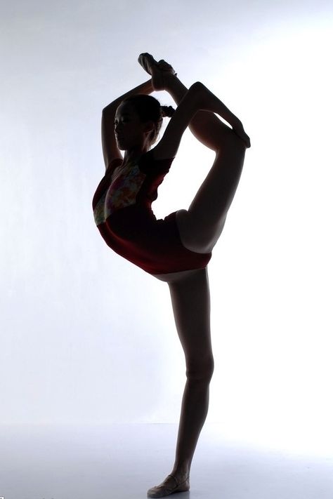 Dance!!! Scorpion Pose, Dance Photos, Dance Poses, Scorpion, Creative Photography, Ballet Dance, Gymnastics, Ballet, Photography